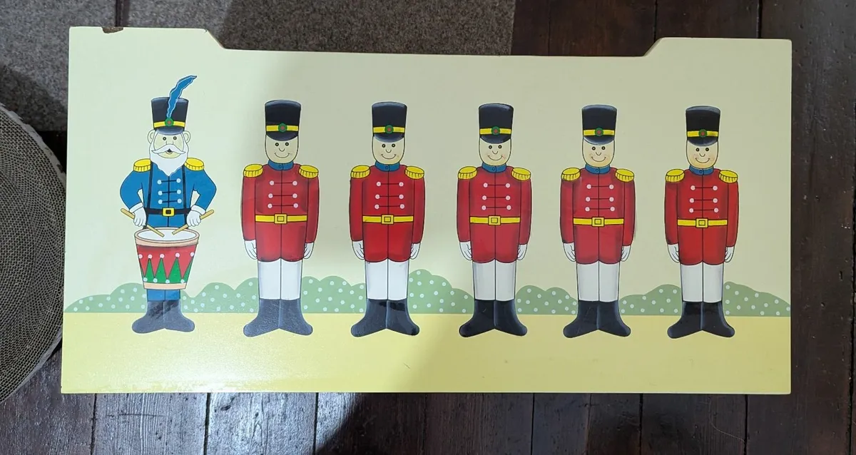 Large wooden Toy box - Image 1