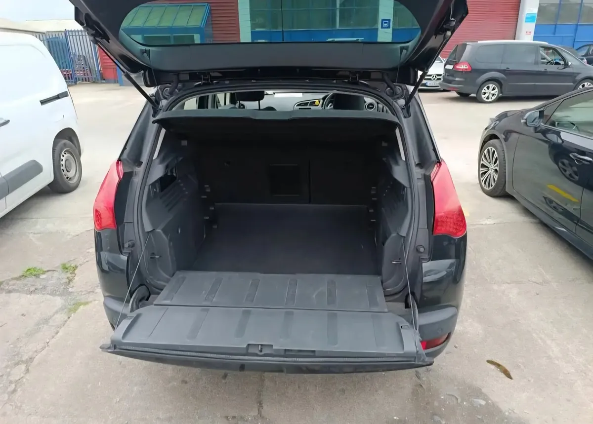 Peugeot 3008 Automatic - Image 2