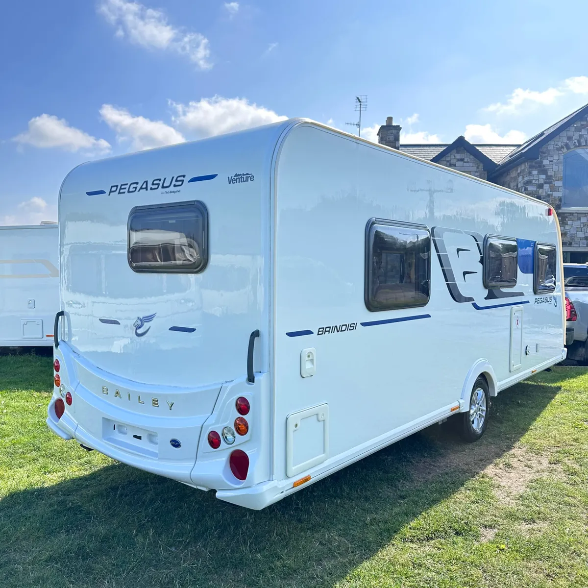 ✨ BAILEY PEGASUS BRIDINSI 4 BERTH ISLAND BED✨ - Image 2