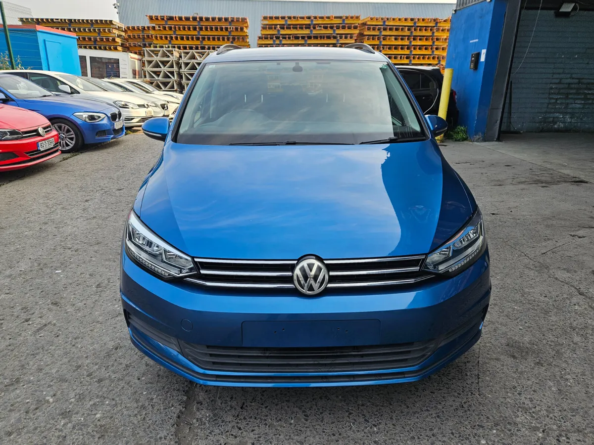 2016 VOLKSWAGEN TOURAN Automatic/ 7 Seater - Image 2