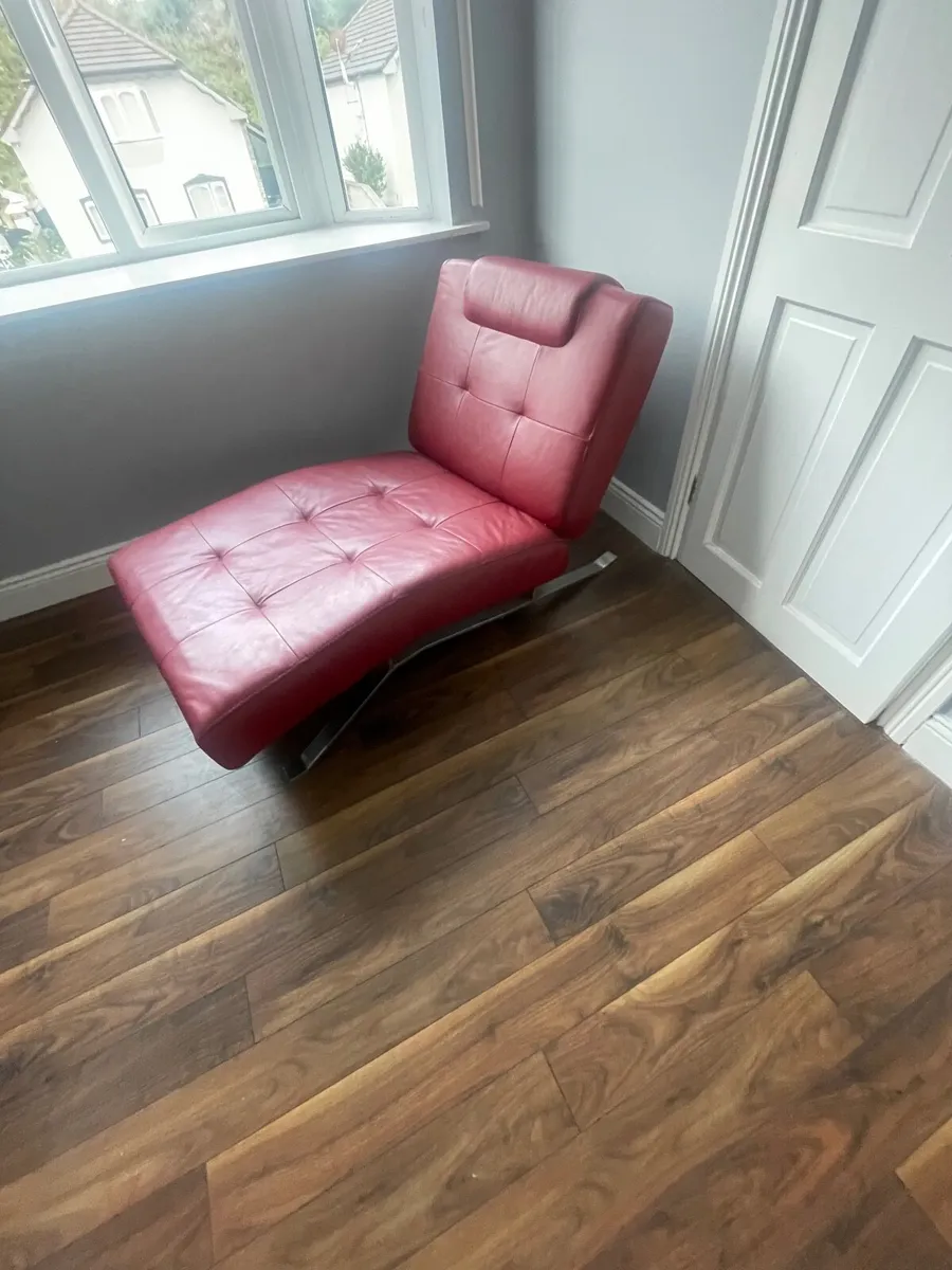 Red leather chair - Image 1