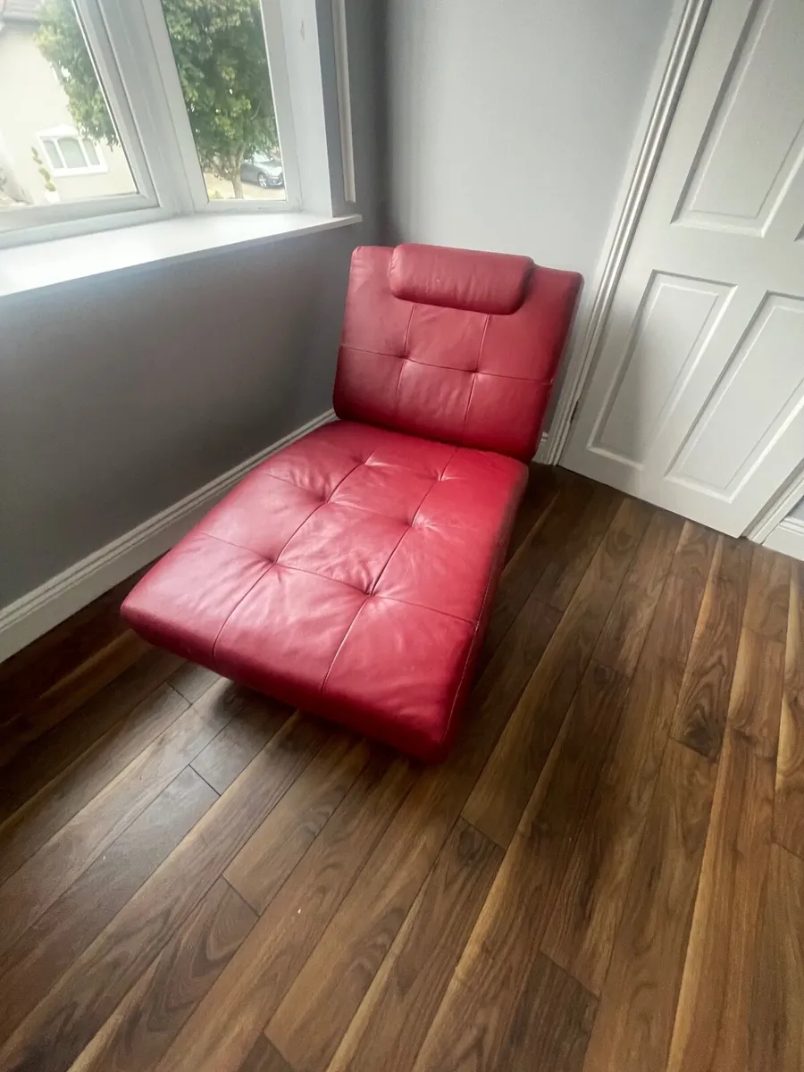 Red leather chair - Image 2