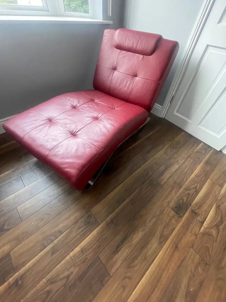 Red leather chair - Image 3