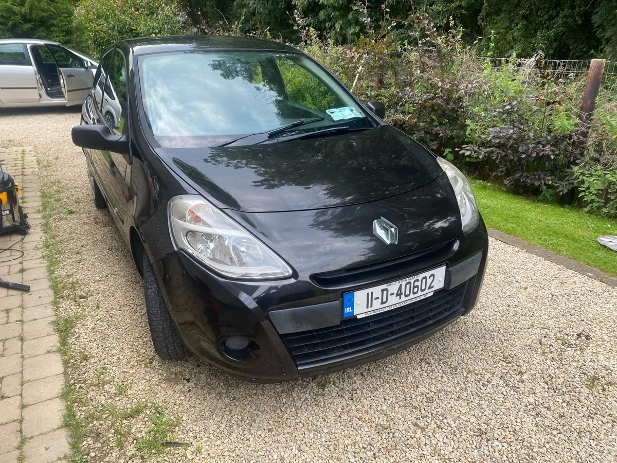 Renault Clio - Image 2