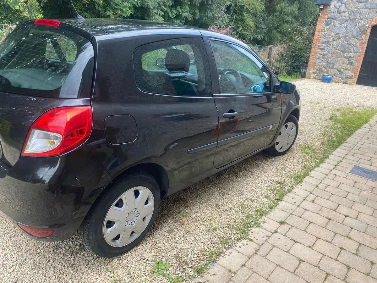 Renault Clio - Image 3