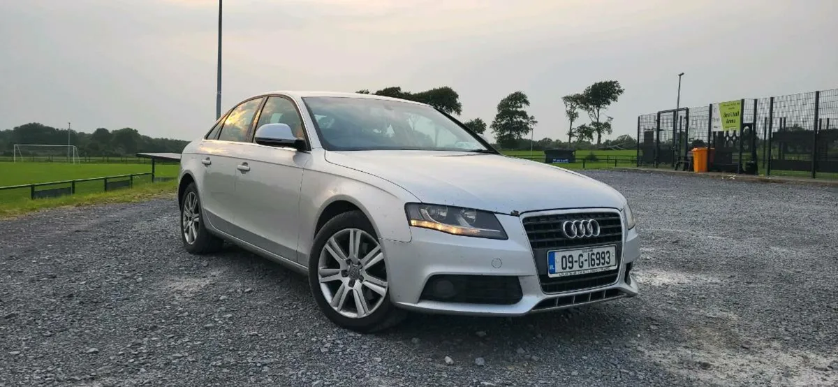 Audi A4 2009 - Image 1