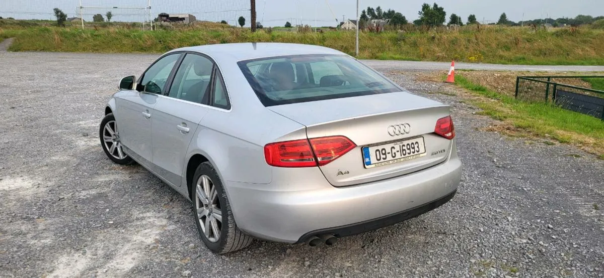 Audi A4 2009 - Image 3