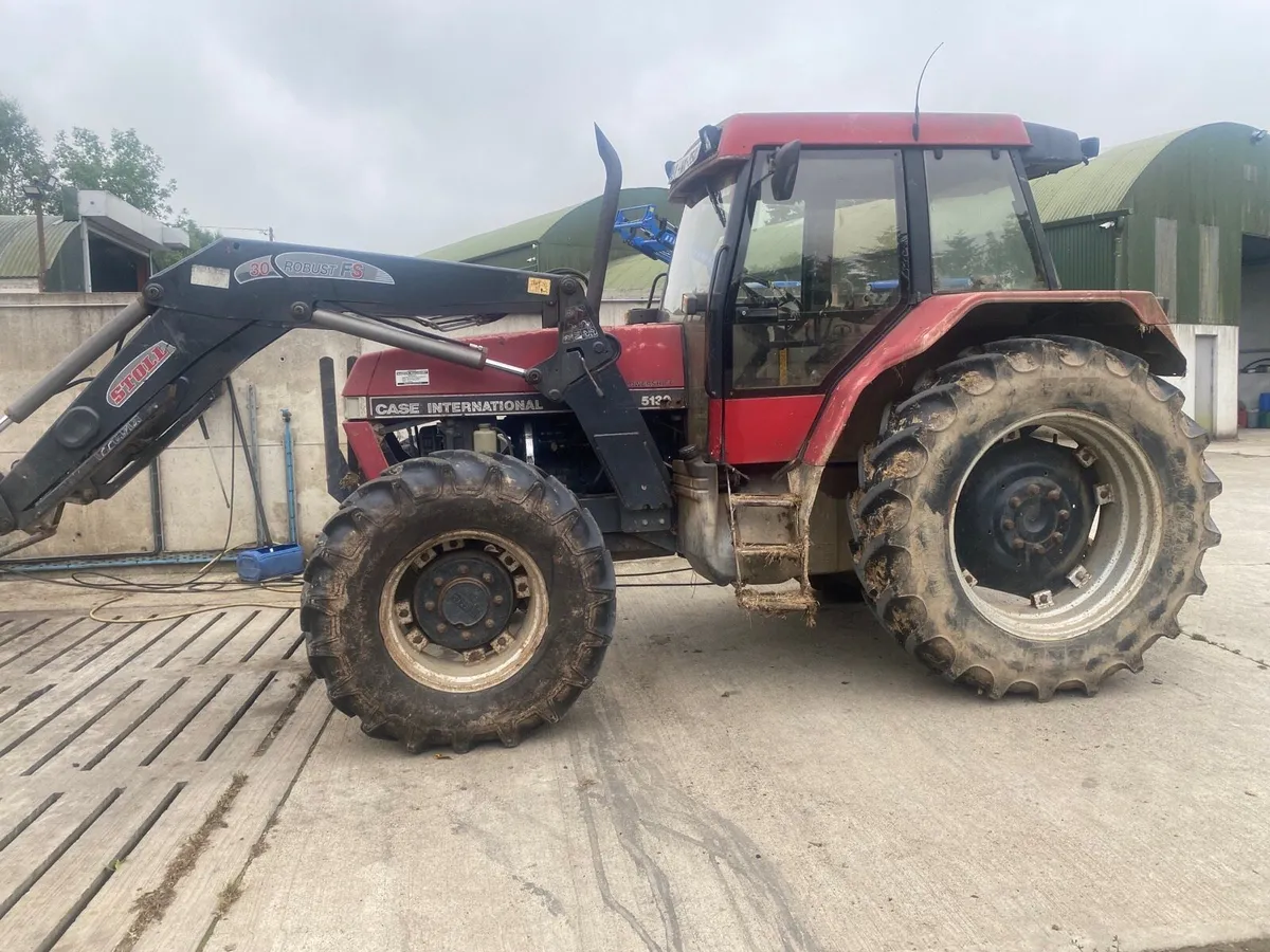 Case 5130 with loader - Image 1