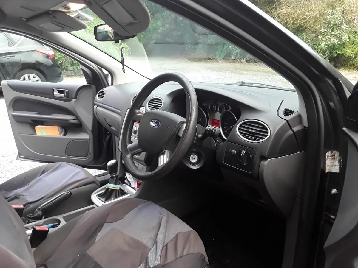 Ford Focus 2009 - Image 4