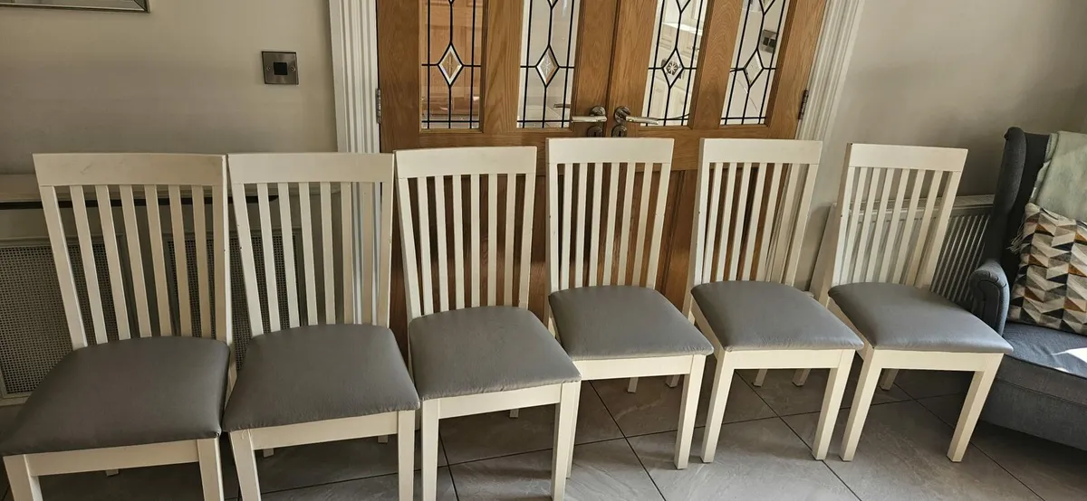 Dining Table - Image 3