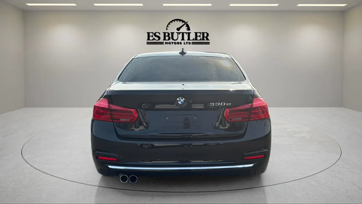 162 BMW 330e AUTO F30 Luxury Model 54,000KMS - Image 4