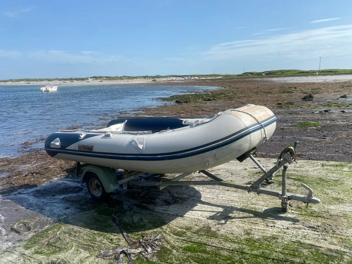 Honwave T35 Boat with 20 hp motor & trailer - Image 3