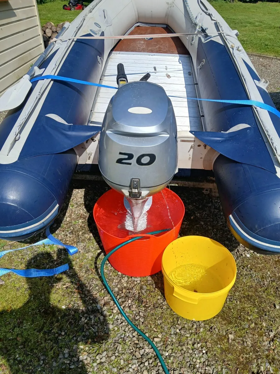 Honwave T35 Boat with 20 hp motor & trailer - Image 4