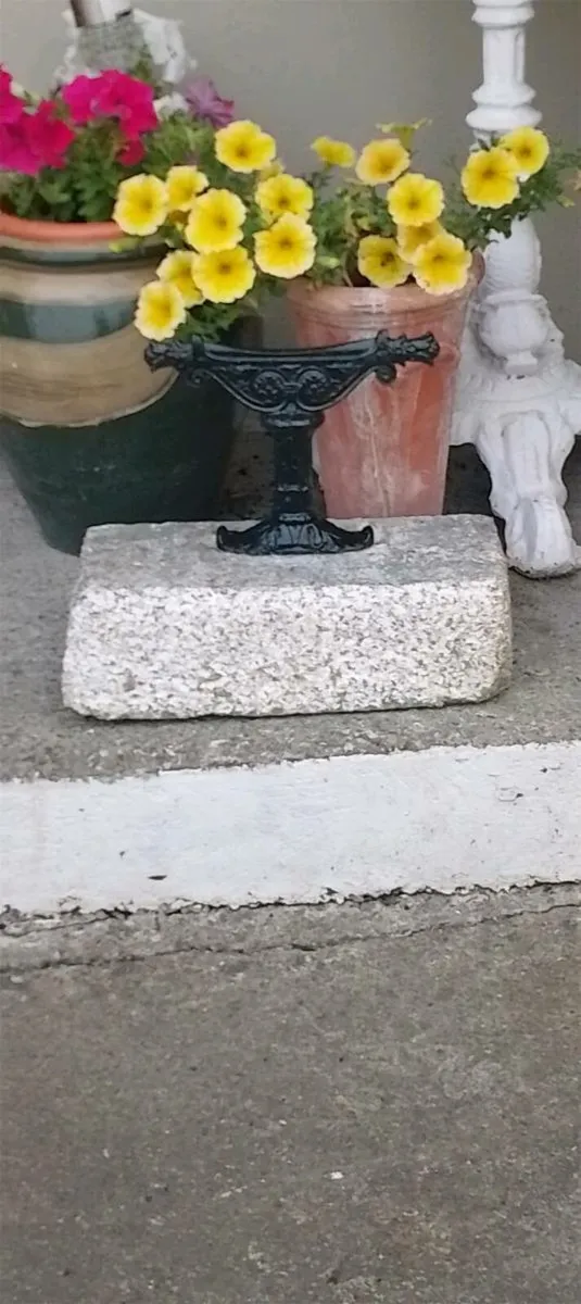 Vintage boot scraper set in granite stone - Image 3