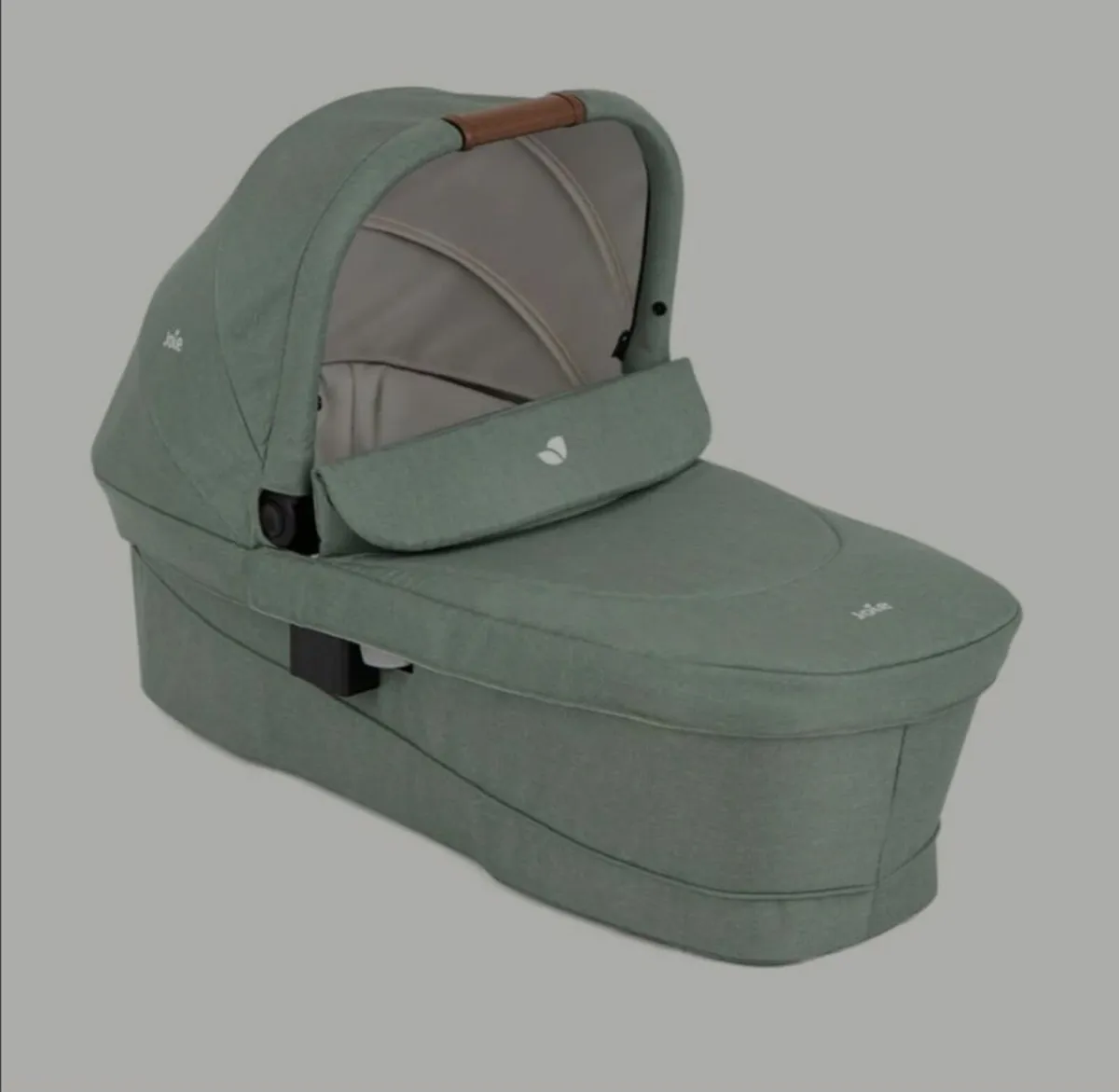 Joie Versatrax Carrycot in Green