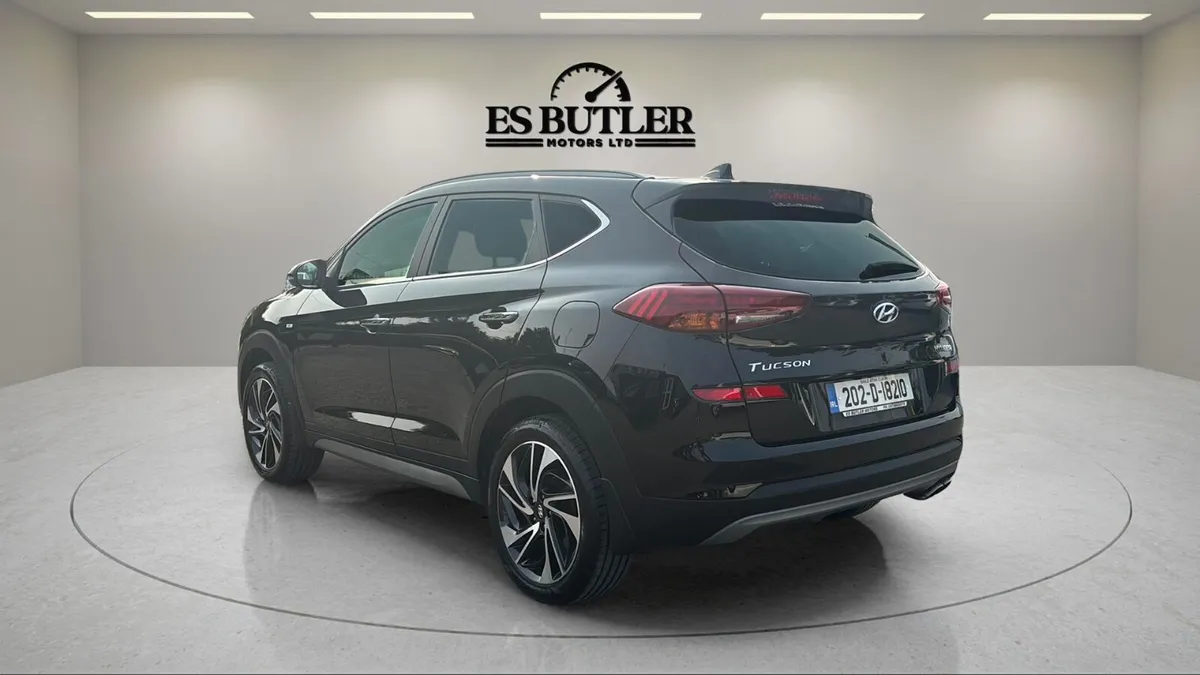 202 Hyundai Tucson 1.6L Diesel Executive Plus - Image 3