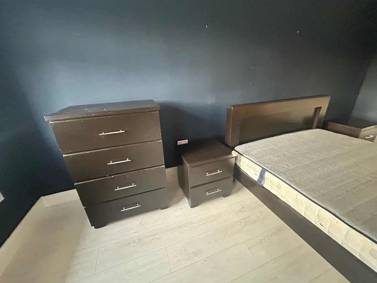 Bedroom furniture - Image 3