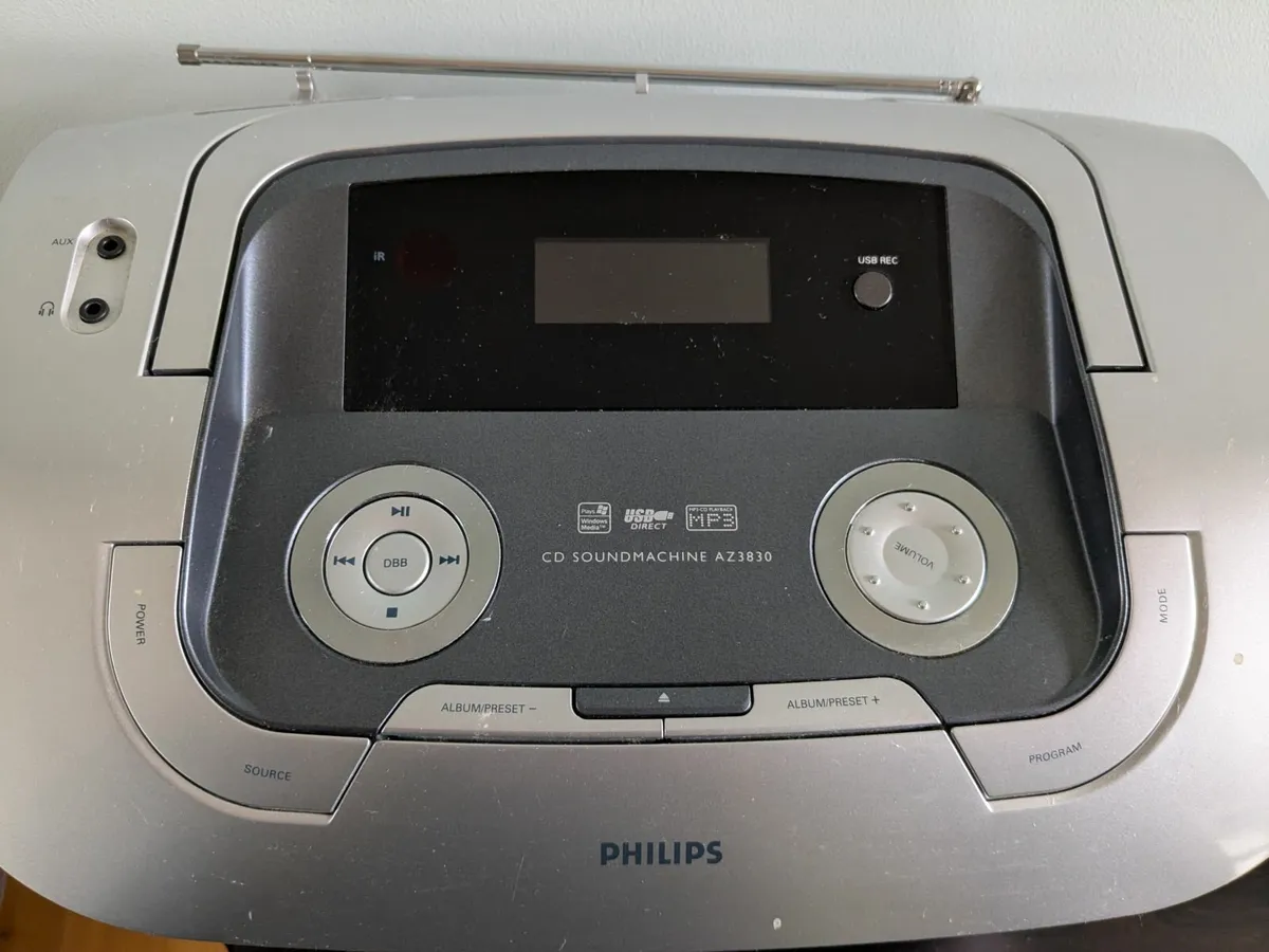 Vintage Philips Radio CD USB - Image 2
