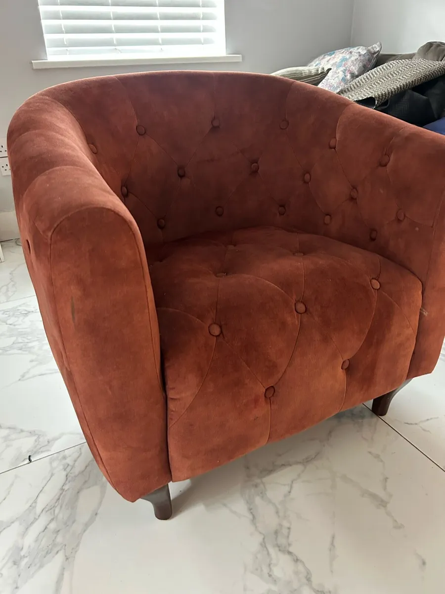 Bucket armchair - Image 1
