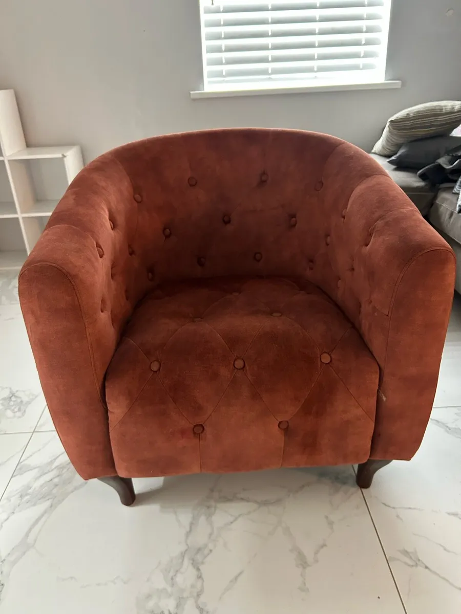 Bucket armchair - Image 2