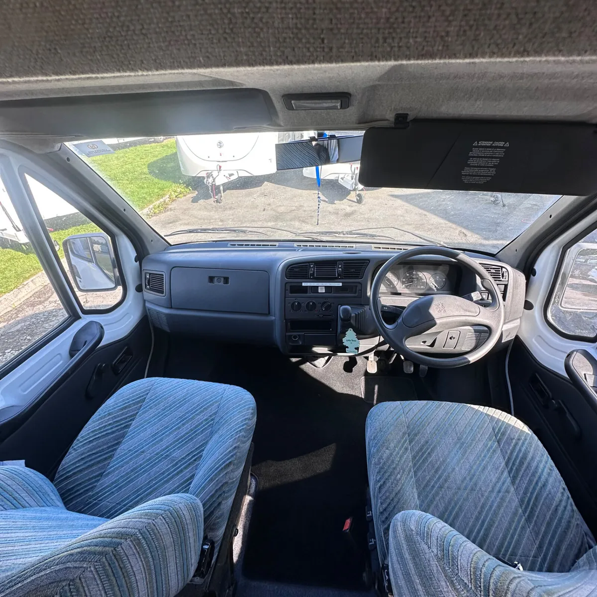 ✨1997 PEUGEOT BOXER 2 BERTH MOTORHOME✨ - Image 3