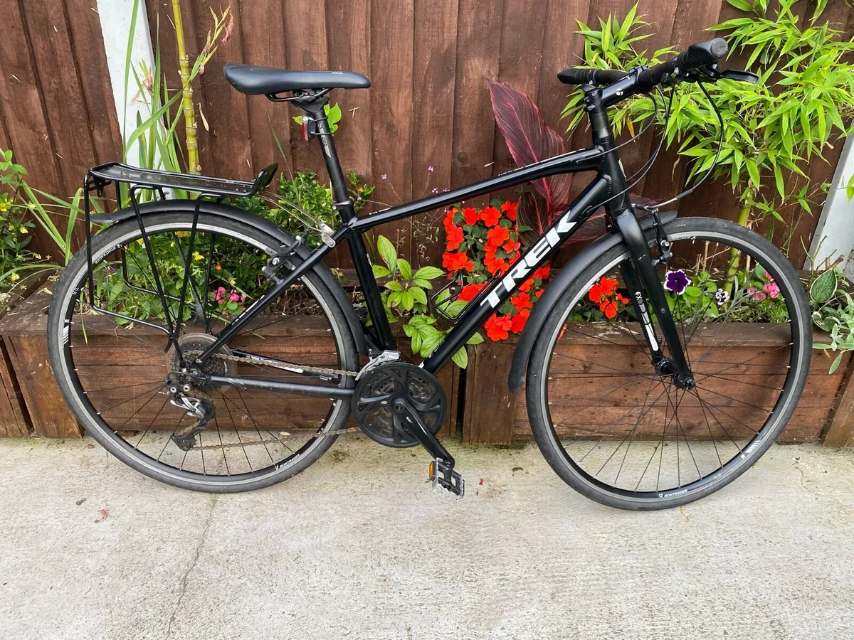 Like new Trek 7.3FX Series 27 speed 28 inch - Image 1