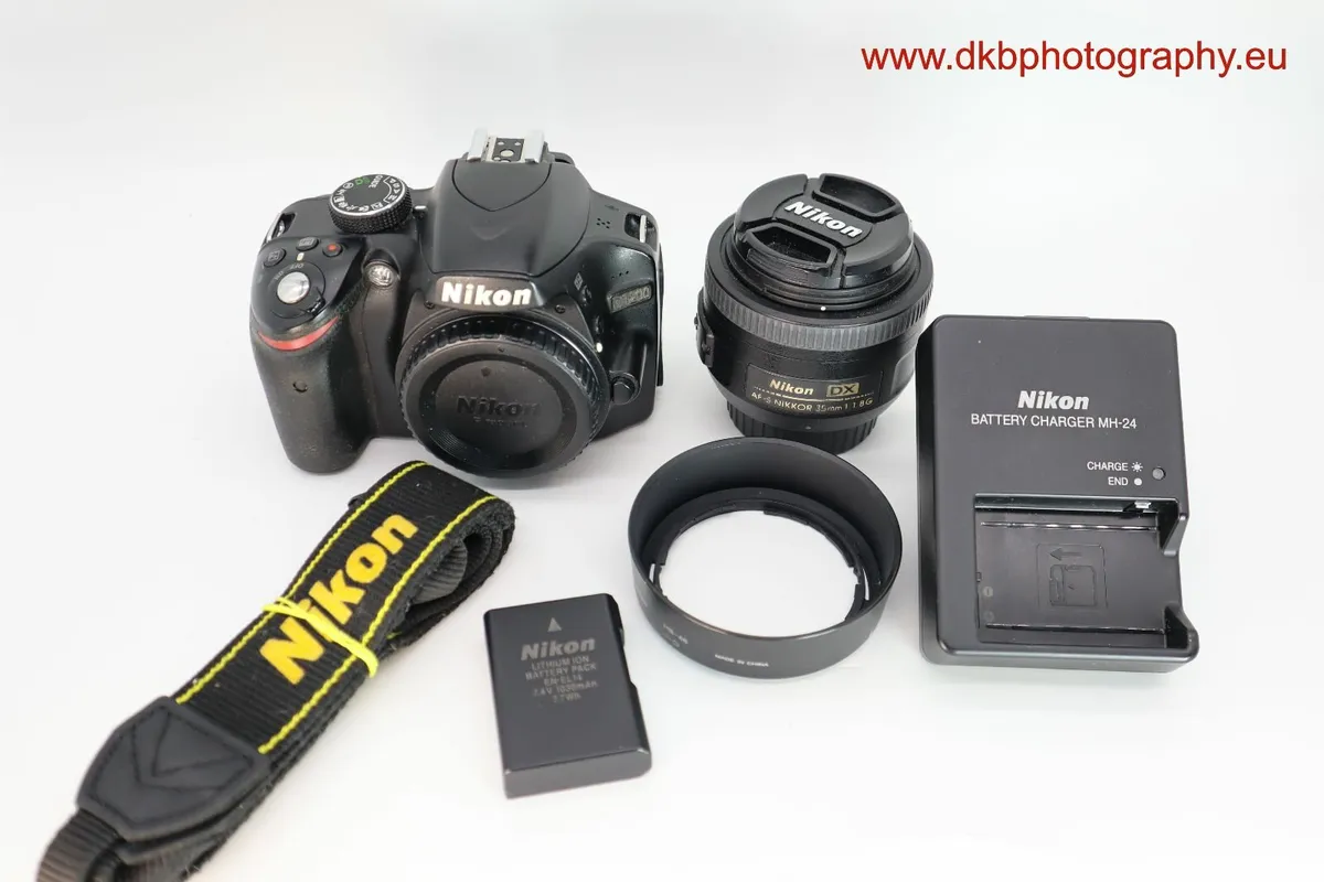 NIKON D3200 & NIKON DX AF-S 35mm F1.8G LENS #0178 - Image 2