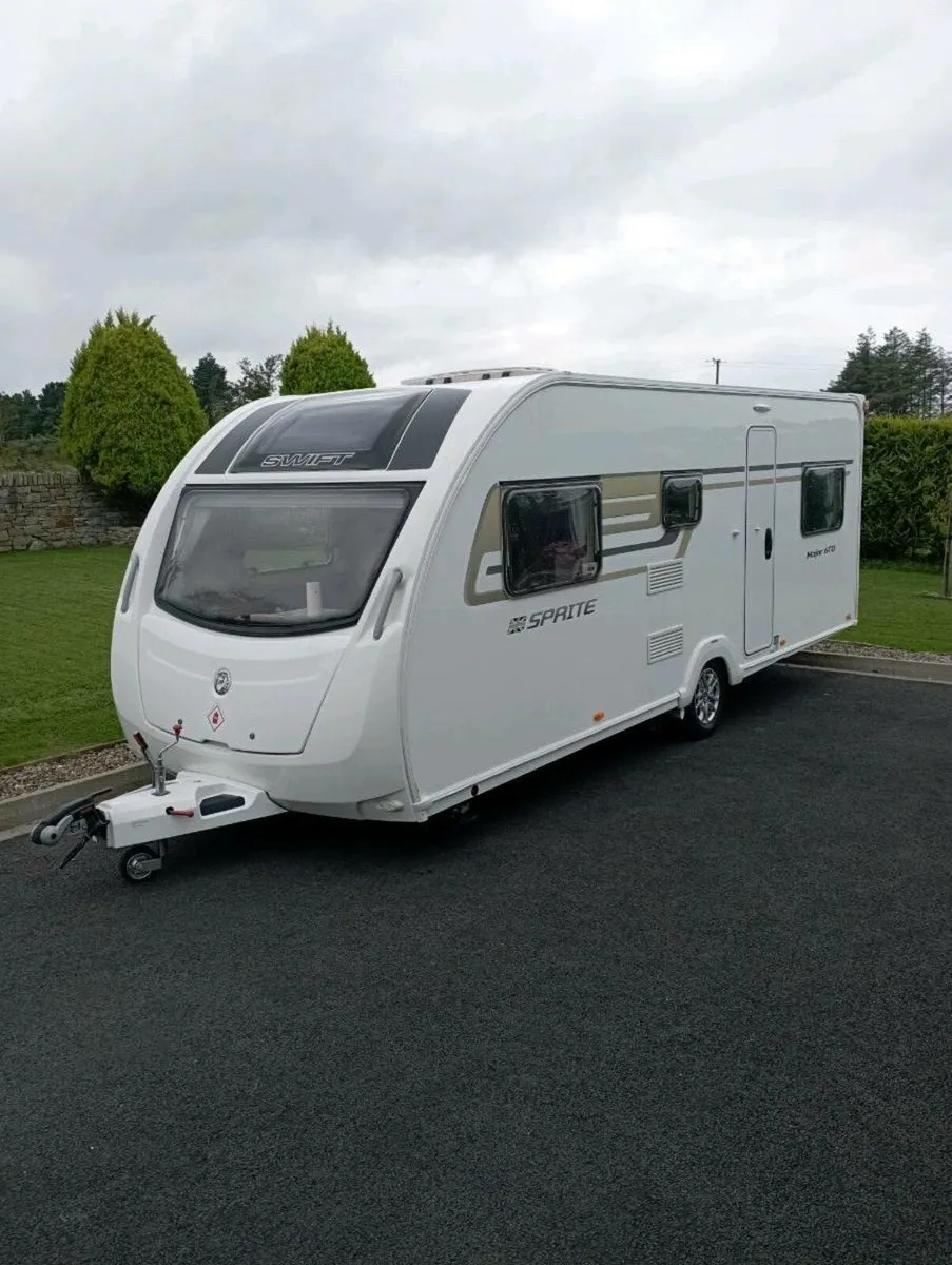 Caravan - Image 1