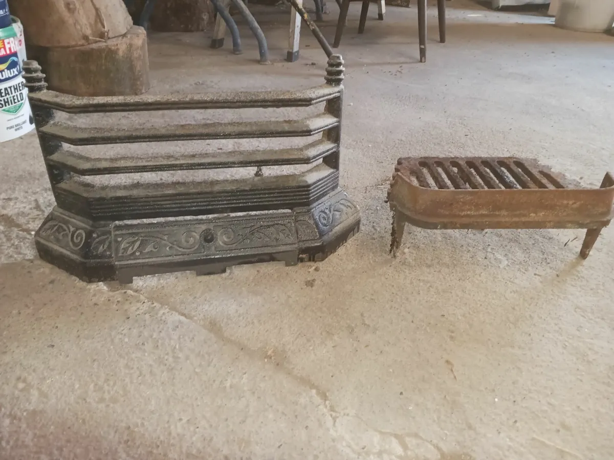 Cast iron fireplace - Image 2
