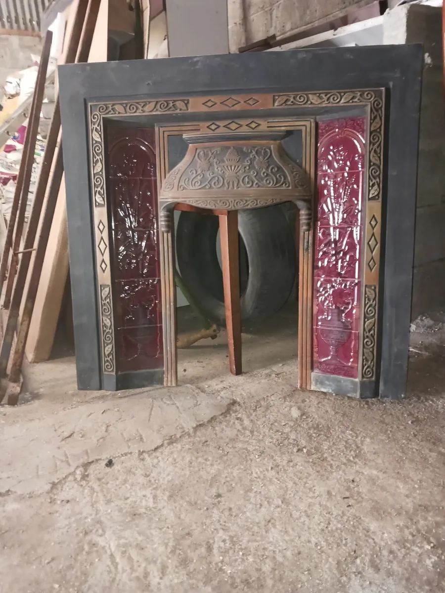 Cast iron fireplace - Image 1