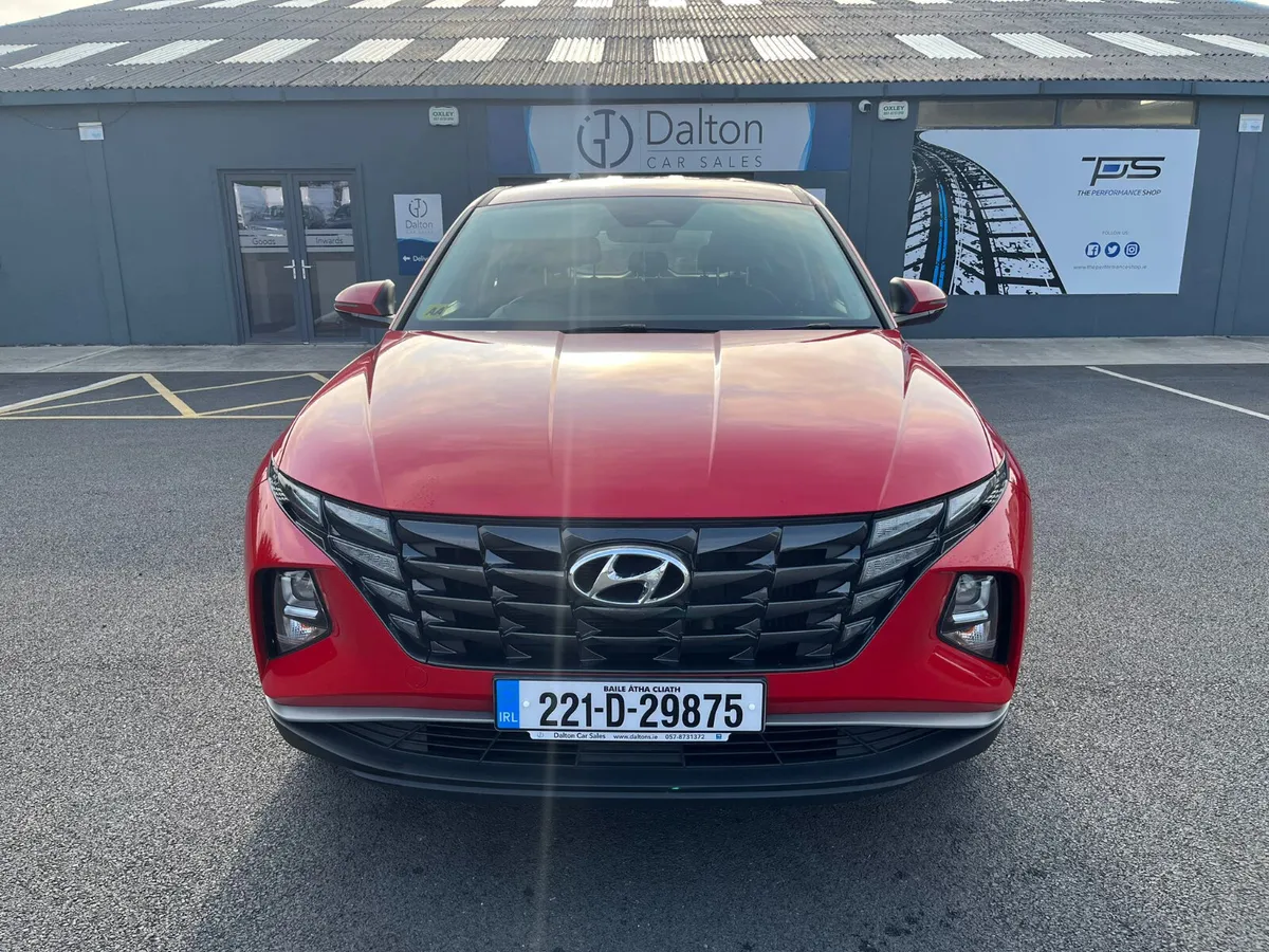 Hyundai Tucson Comfort Plus 1.6CRDI 2022 - Image 2