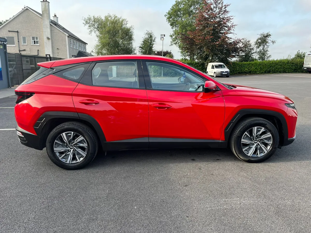 Hyundai Tucson Comfort Plus 1.6CRDI 2022 - Image 4