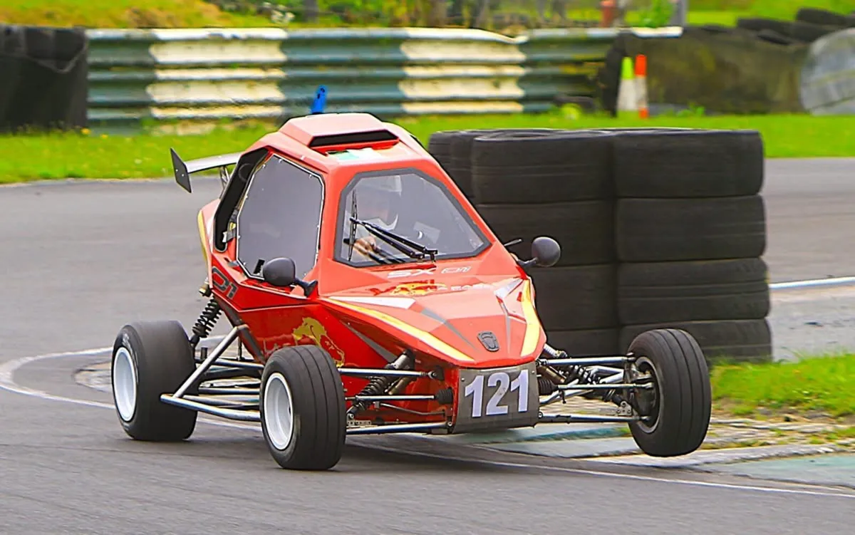 2022 SX01 750 - Image 2