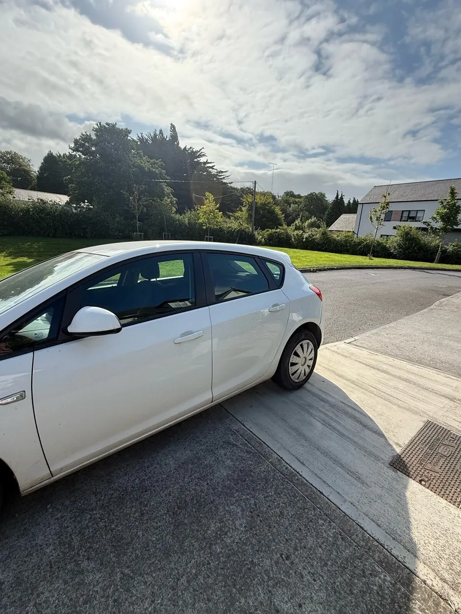 Opel Astra - Image 3
