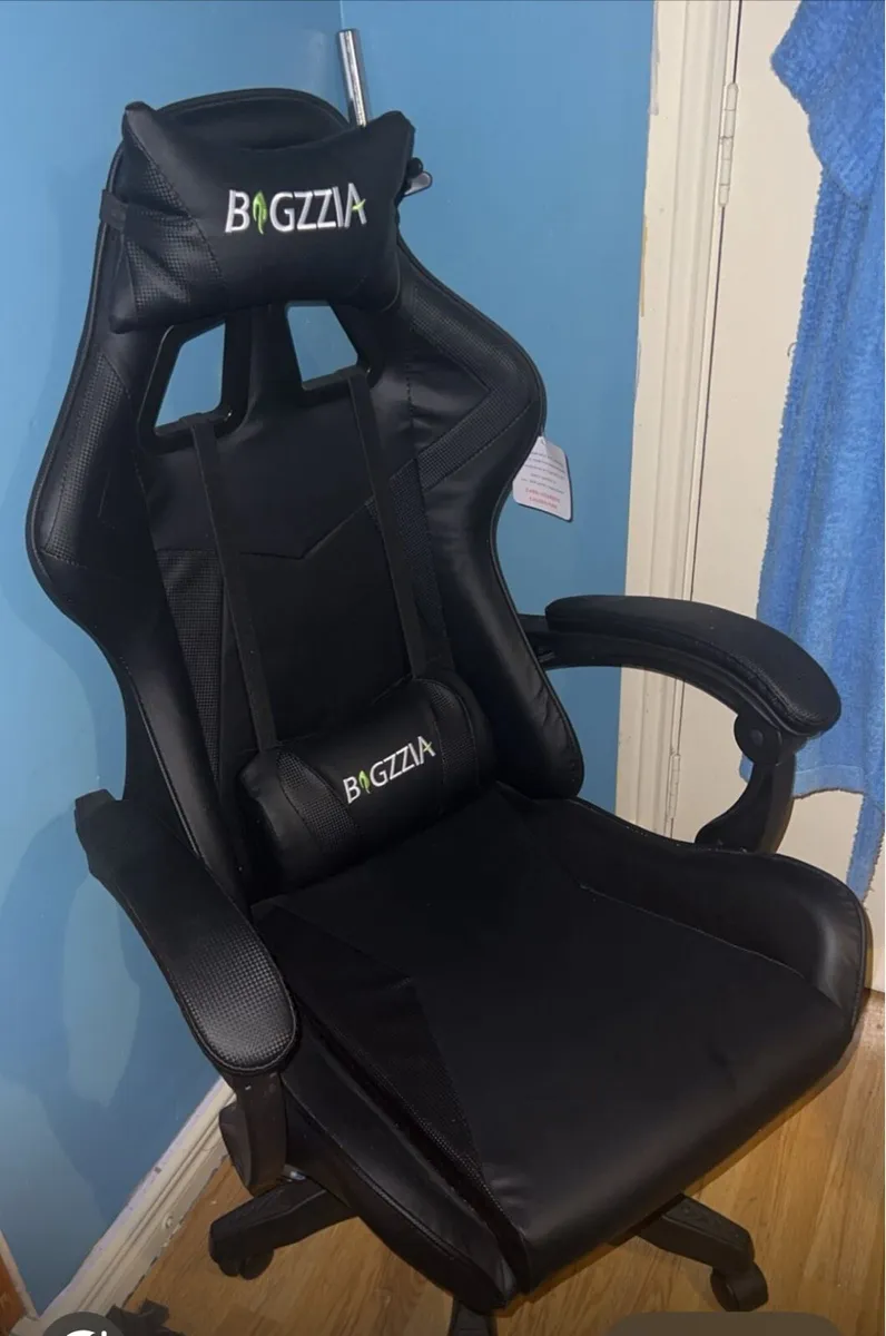 Gaming chair