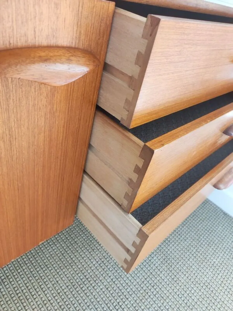 Mid century TV unit / drinks cabinet - Image 3