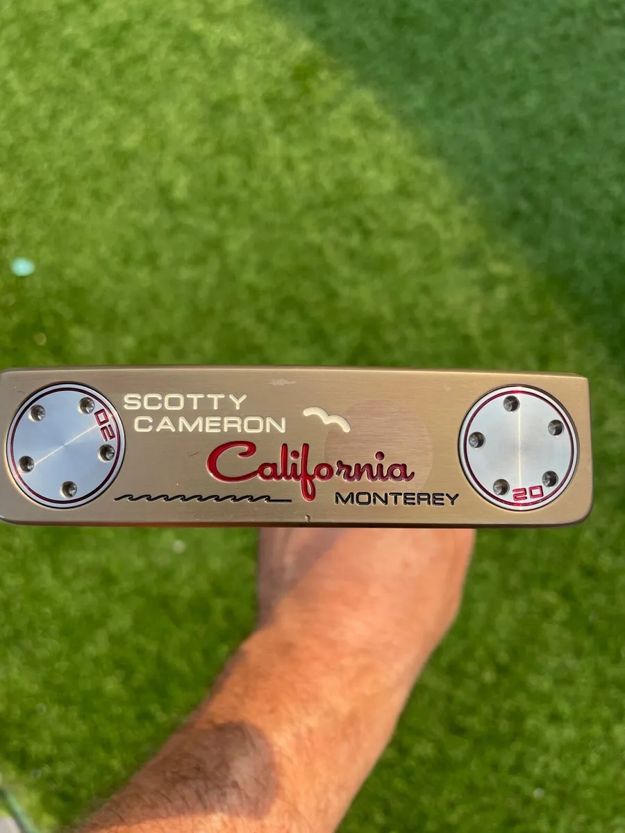 Golf club - Image 1