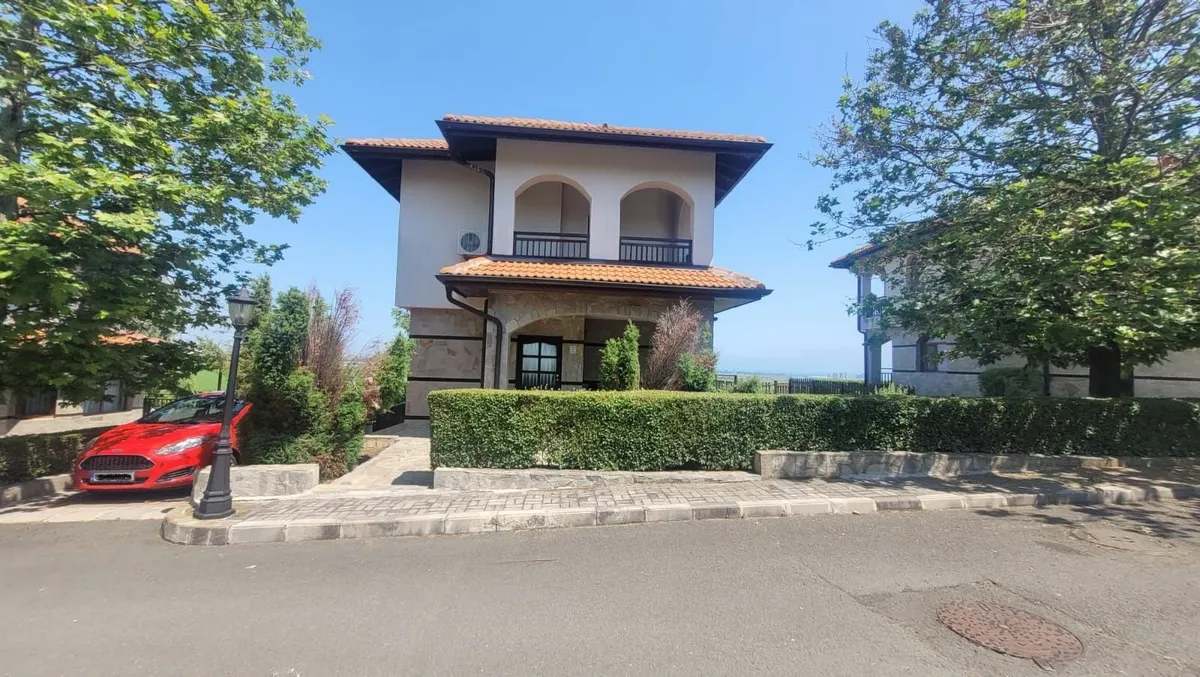 Holiday Villa with private Pool  FOR SALE - Image 1