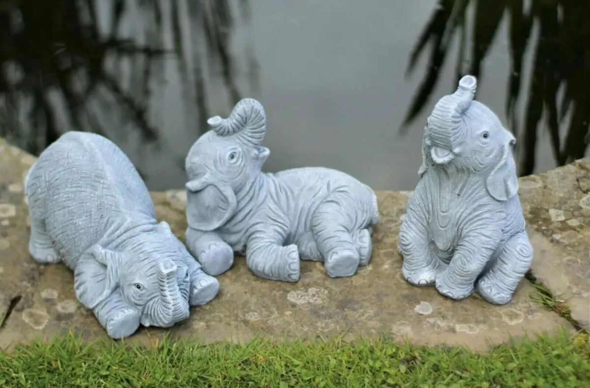 3 x Laughing Elephants Garden Ornaments 9.5” NEW - Image 3