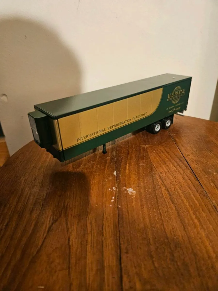 Corgi Trailer 1.50 - Image 1