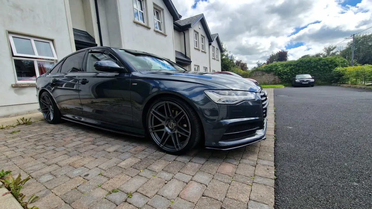 Audi A6 S-line Ultra Black ED 2015 - Image 1