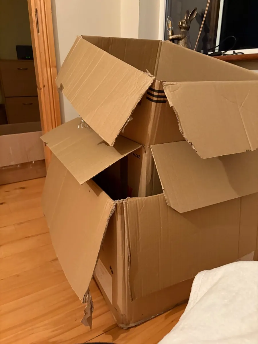 Free empty boxes for moving houses