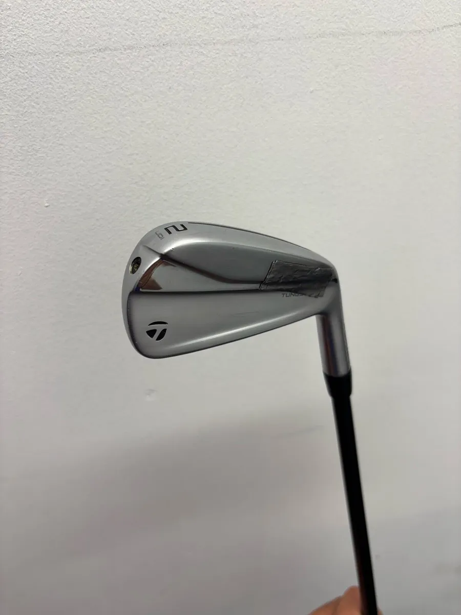 TaylorMade P790 2 Iron Upgraded Shaft - Image 1