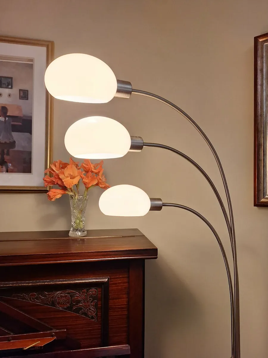 FLOOR LAMP - Image 4