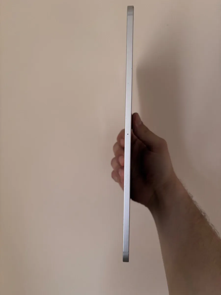 iPad Pro 3rd generation (2021) 11” + smart folio - Image 4