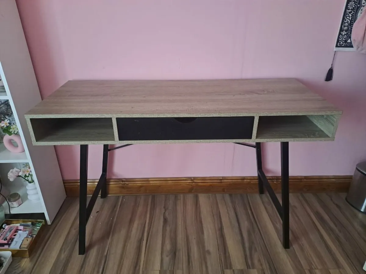 Dressing table - Image 2