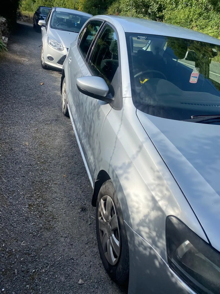 Volkswagen Polo 1.2 petrol  2012 - Image 4