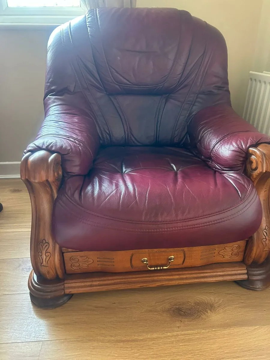 3 Piece Suite - Image 3
