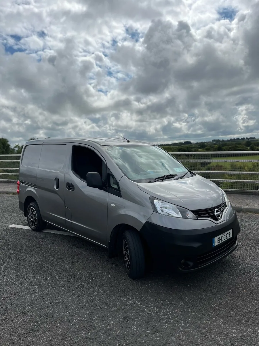 NISSAN NV200  2018 189,967 KM - Image 1
