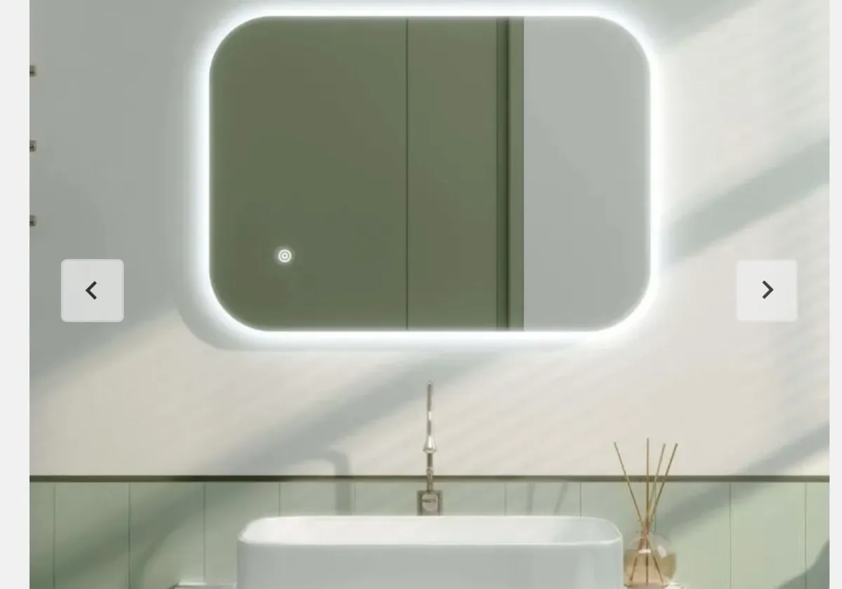 LED Bathroom mirror - Image 1